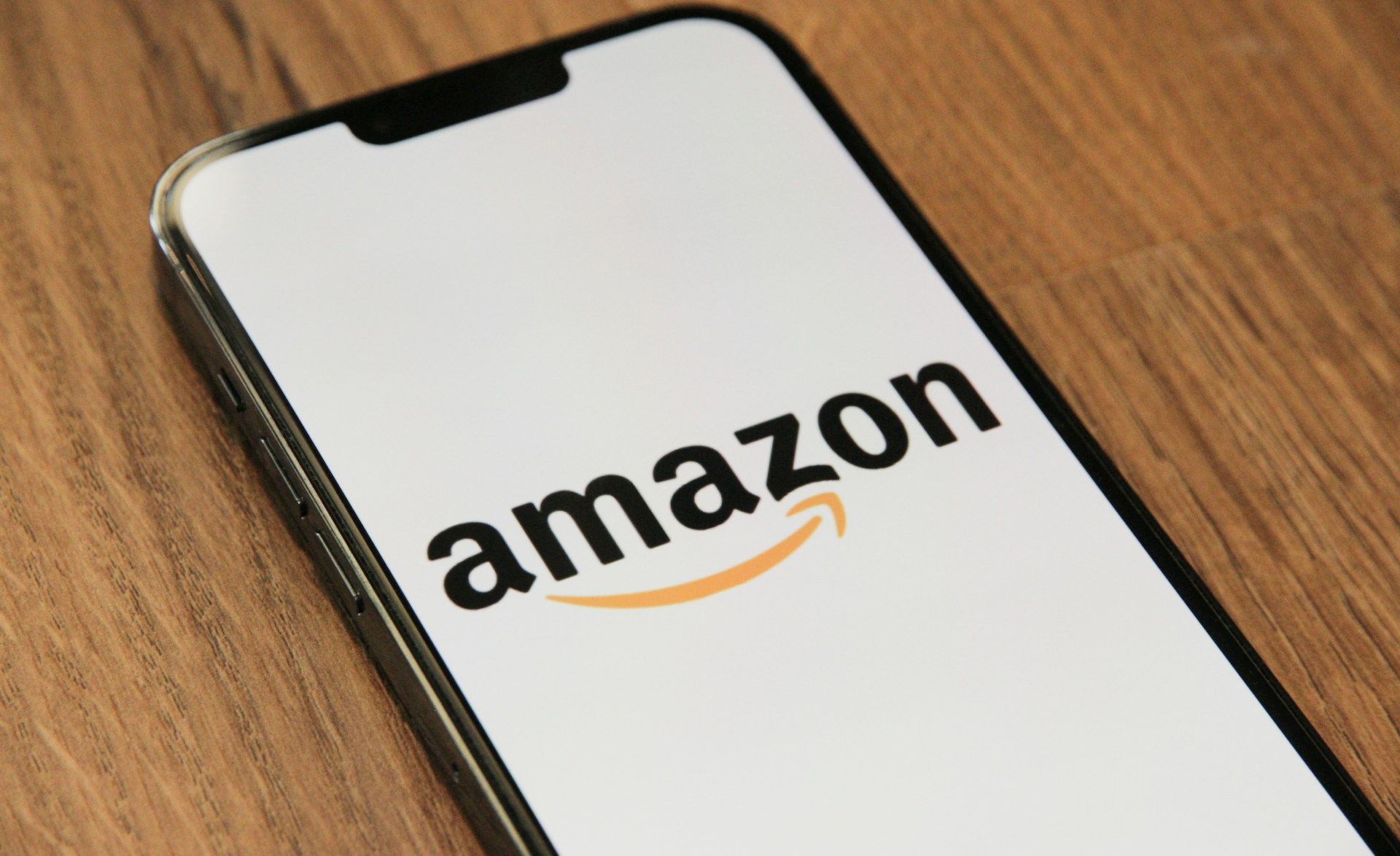 Як виграли інвестори Amazon
