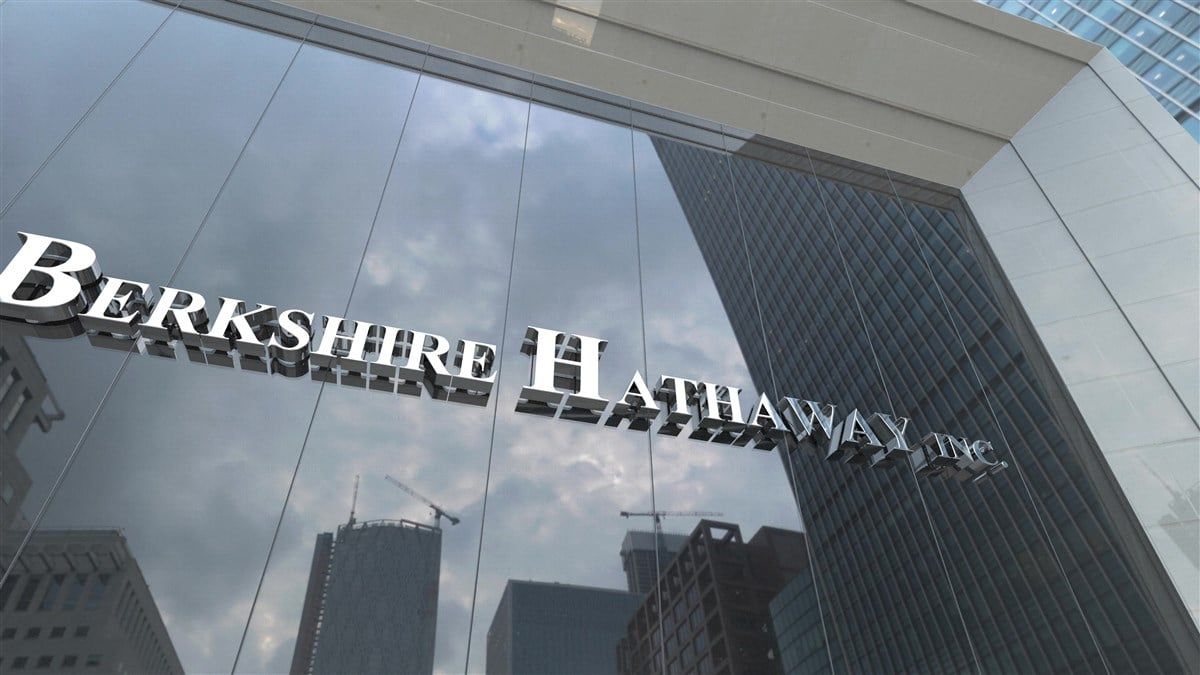 Berkshire Hathaway покупает акции Berkshire Hathaway покупает акции