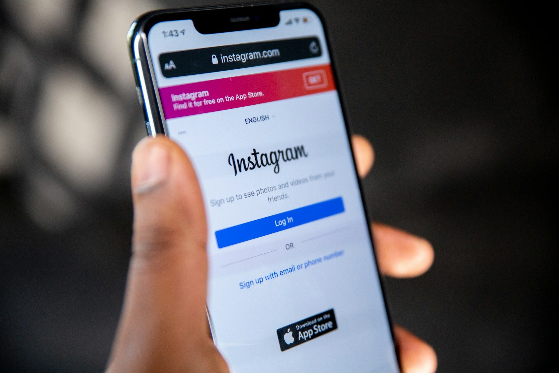 Как Meta приобрела Instagram