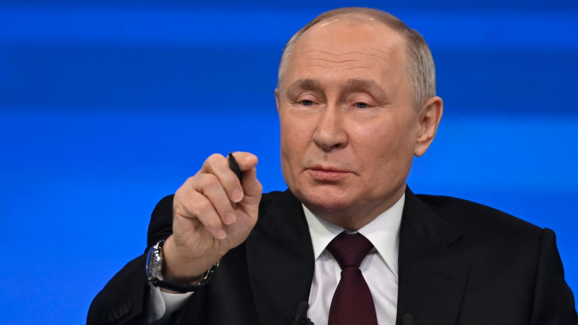 Путин подписал соглашение с Вьетнамом Путин подписал соглашение с Вьетнамом