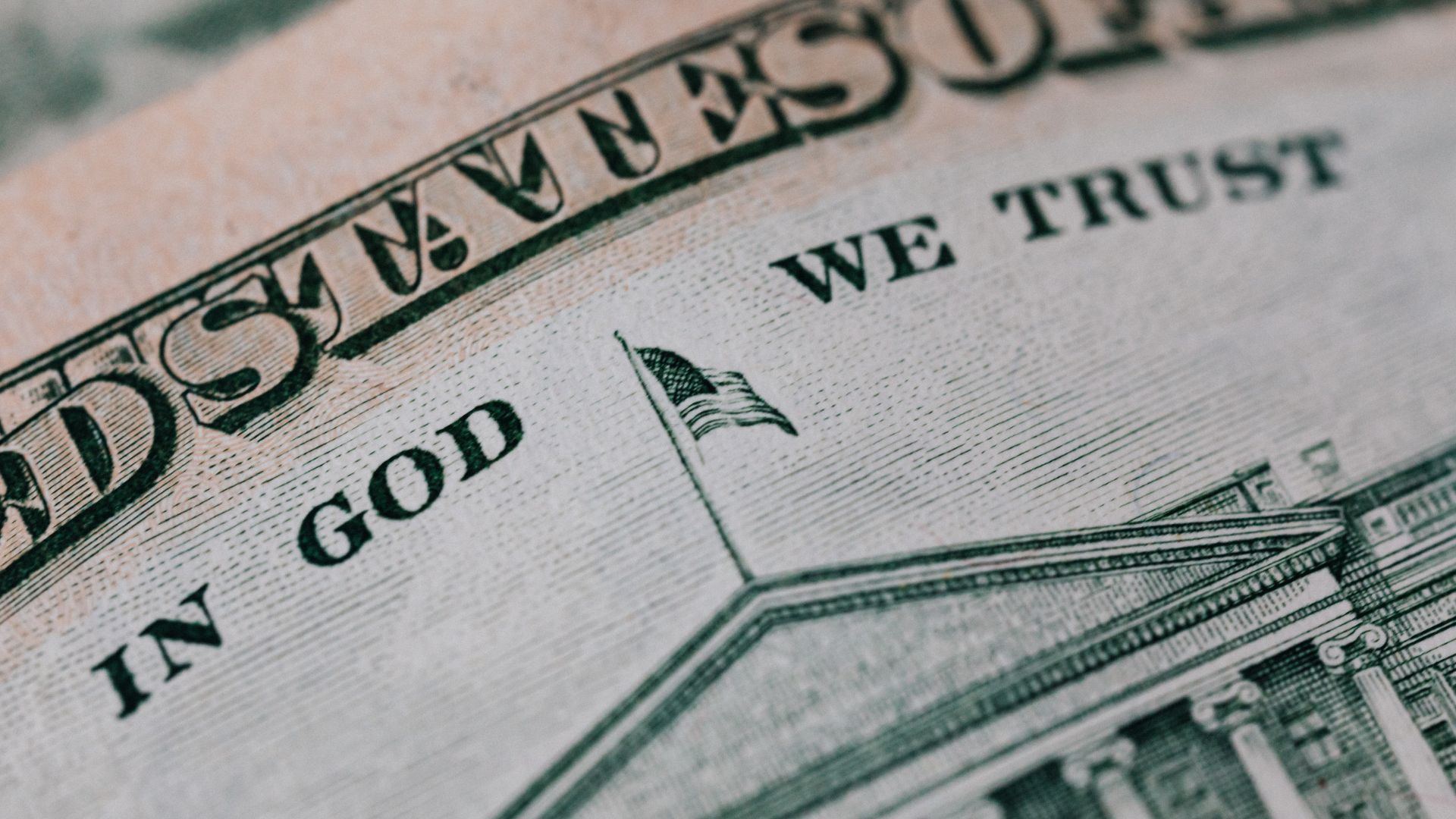 Что означают знаки на долларах - надпись In God We Trust Что означают знаки на долларах - надпись In God We Trust