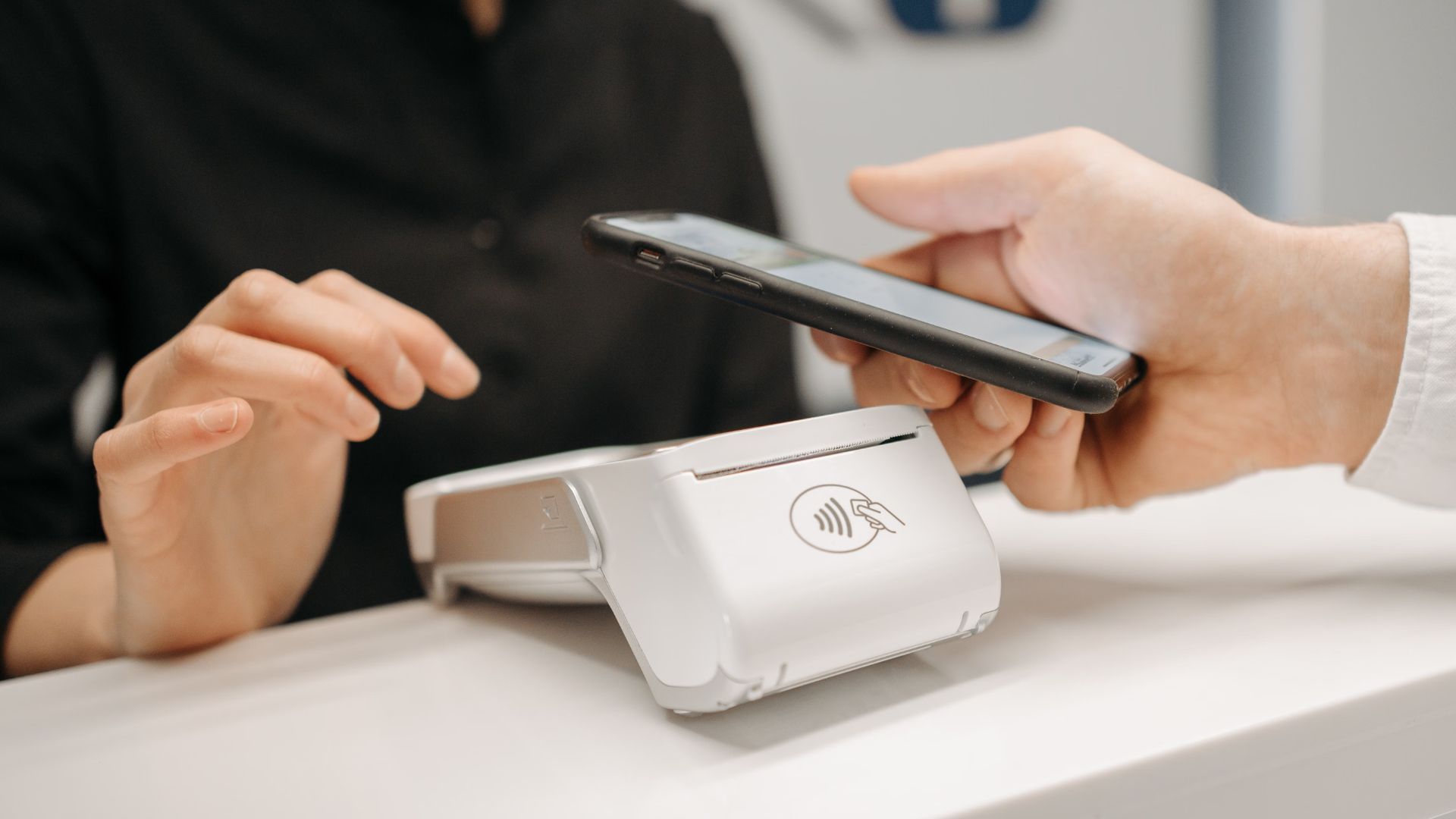 Як налаштувати безконтактну оплату NFC